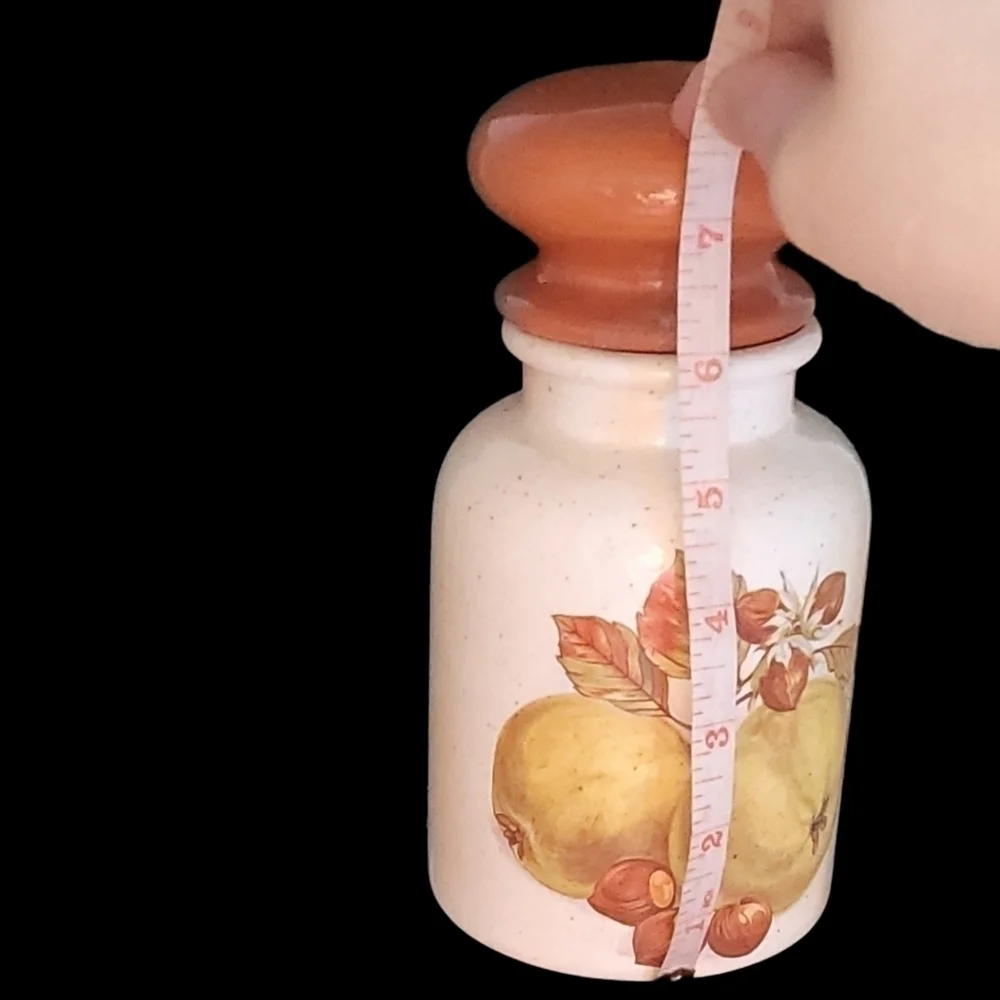 Vintage apple pattern ceramic 7.5